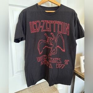 Men’s large Live Nation Led Zeppelin short sleeve T shirt black